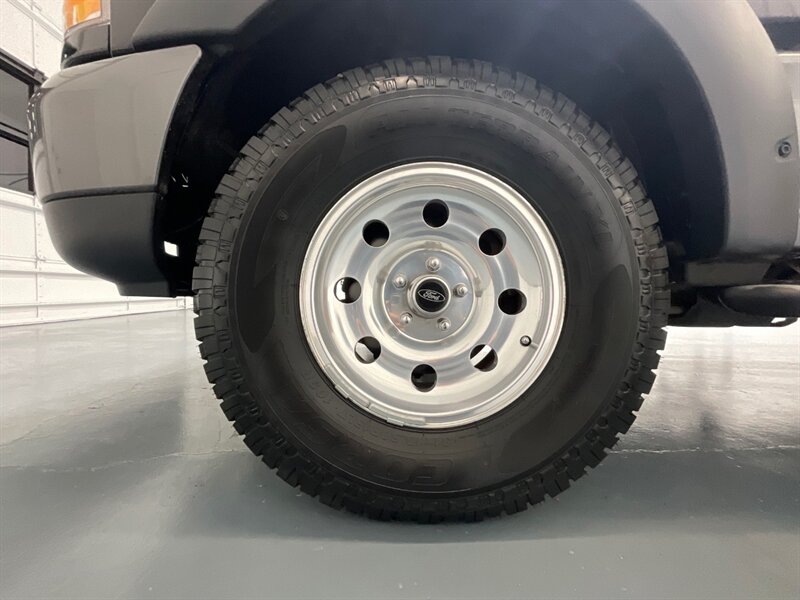 2006 Ford Ranger FX4 OFF RD 4X4 / 4.0L V6 / Leather / 55K MILES / LOCAL TRUCK w. ZERO RUST / FX4 OFF RD PKG - Photo 21 - Gladstone, OR 97027