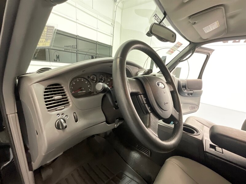 2006 Ford Ranger FX4 OFF RD 4X4 / 4.0L V6 / Leather / 55K MILES / LOCAL TRUCK w. ZERO RUST / FX4 OFF RD PKG - Photo 35 - Gladstone, OR 97027