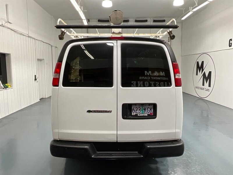 2016 Chevrolet Express 2500 CARGO VAN EXTENDED / 4.8L V8 / 99K MILES   - Photo 6 - Gladstone, OR 97027