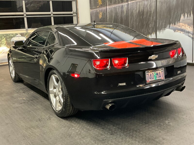 2012 Chevrolet Camaro LT Coupe / 3.6L V6 / RS PKG / Leather / Backup Cam  BRAND NEW TIRES / LEATHER & HEATED SEATS / BACKUP CAMERA - Photo 7 - Gladstone, OR 97027