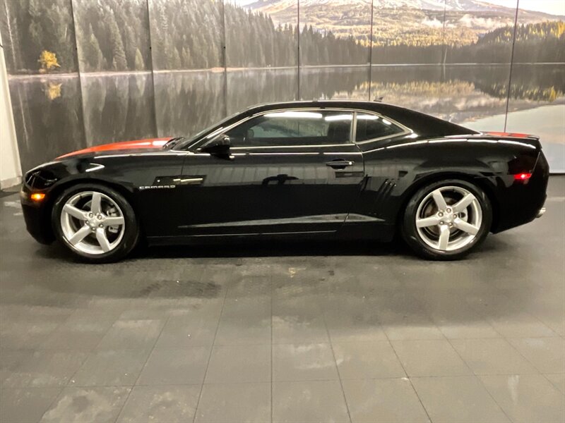 2012 Chevrolet Camaro LT Coupe / 3.6L V6 / RS PKG / Leather / Backup Cam  BRAND NEW TIRES / LEATHER & HEATED SEATS / BACKUP CAMERA - Photo 3 - Gladstone, OR 97027