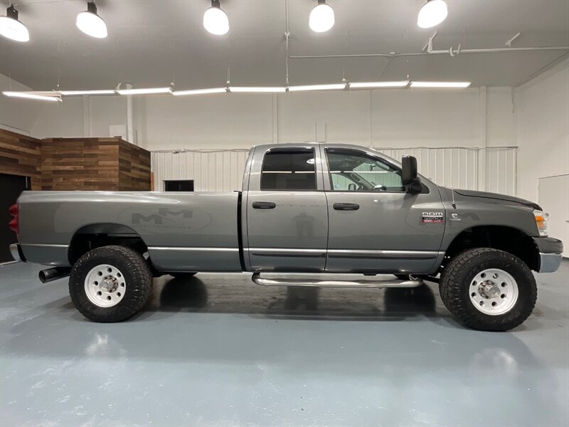 2007 Dodge Ram 3500 SLT Quad Cab 4X4 / 5.9L DIESEL / 6-SPEED MANUAL  / LOCAL TRUCK w. ZERO RUST - Photo 4 - Gladstone, OR 97027