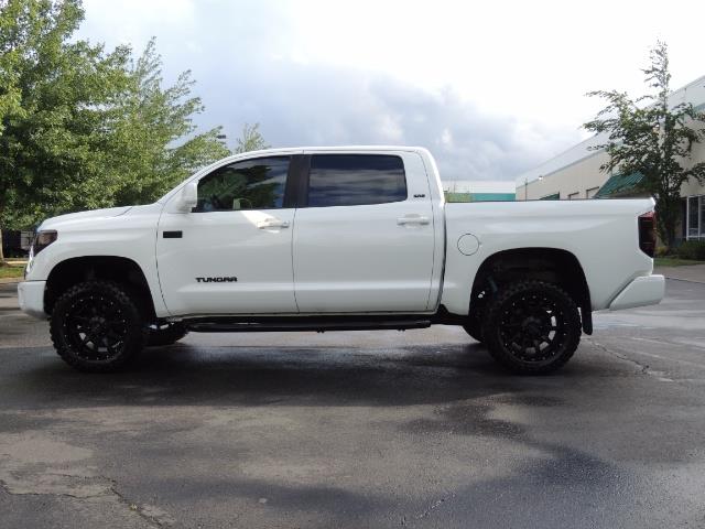 2017 Toyota Tundra SR5 / CrewMax / 4X4 / 5.7L / 6000 MILES / LIFTED