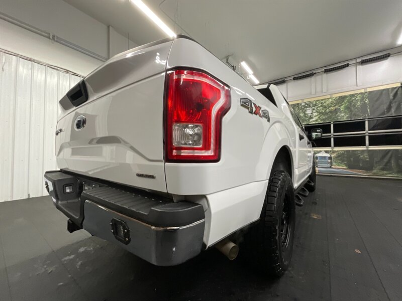 2015 Ford F-150 XLT Crew Cab 4X4 / 5.0L V8 / 1-OWNER / LIFTED  LIFTED w/ BRAND NEW 33 " COOPER TIRES & BLACK WHEELS / CUSTOM BUMPER w/ LIGHT BAR / LOCAL OREGON TRUCK / RUST FREE - Photo 12 - Gladstone, OR 97027