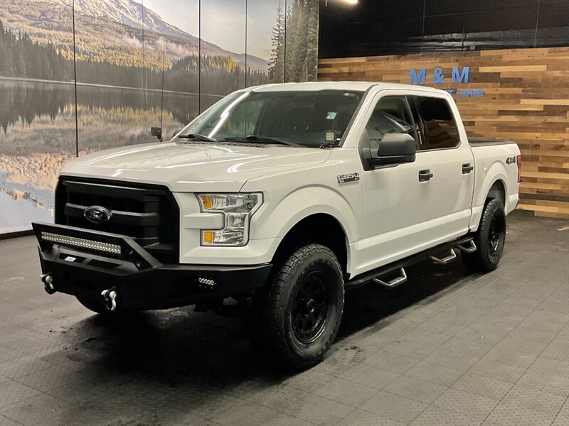 2015 Ford F-150 XLT Crew Cab 4X4 / 5.0L V8 / 1-OWNER / LIFTED LIFTED w ...