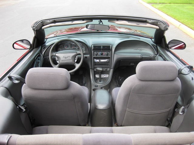 2003 Ford Mustang Deluxe CONVERTIBLE POWER TOP V6 / AUTOMATIC   - Photo 23 - Portland, OR 97217