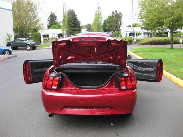 2003 Ford Mustang Deluxe CONVERTIBLE POWER TOP V6 / AUTOMATIC   - Photo 12 - Portland, OR 97217