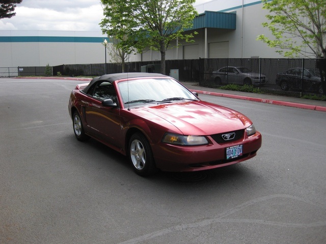 2003 Ford Mustang Deluxe CONVERTIBLE POWER TOP V6 / AUTOMATIC   - Photo 7 - Portland, OR 97217