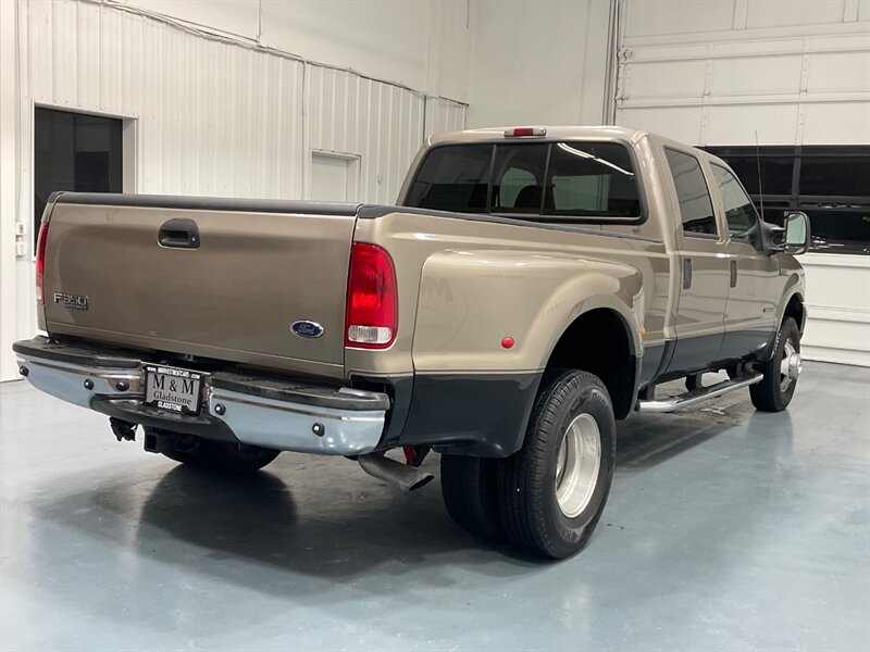 2002 Ford F-350 Lariat Crew Cab 4X4/ 7.3L DIESEL /DUALLY/68K MILES  /ZERO RUST / LEATHER W. HEATED SEATS / LONG BED / 1-TON DUALLY/1-OWNER - Photo 7 - Gladstone, OR 97027