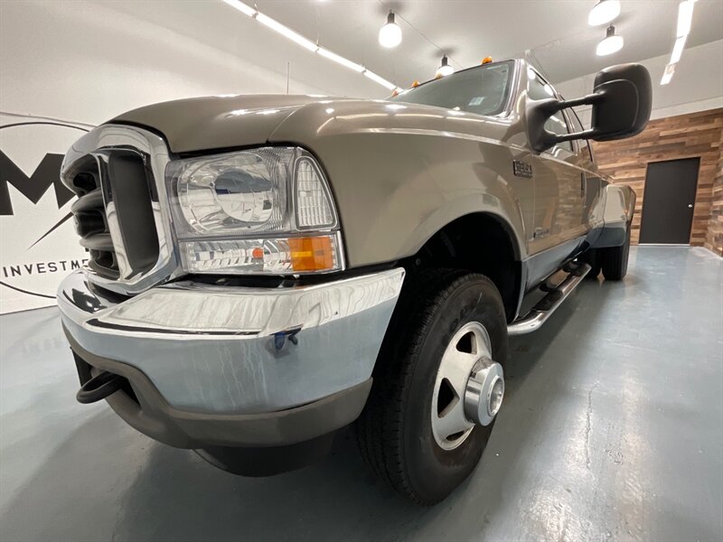 2002 Ford F-350 Lariat Crew Cab 4X4/ 7.3L DIESEL /DUALLY/68K MILES  /ZERO RUST / LEATHER W. HEATED SEATS / LONG BED / 1-TON DUALLY/1-OWNER - Photo 33 - Gladstone, OR 97027