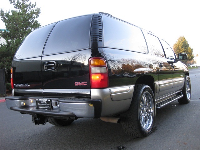 2000 GMC Yukon XL 1500 SLT / Leather/ Moonroof/ 4WD