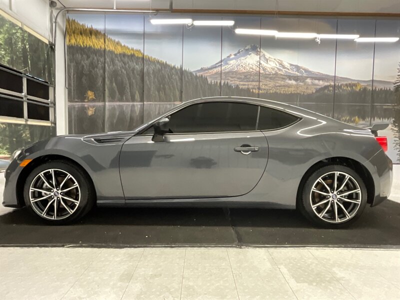 2020 Subaru BRZ Limited Coupe 6-Speed / Navigation / 15,000 MILES  / 1-OWNER LOCAL - Photo 3 - Gladstone, OR 97027