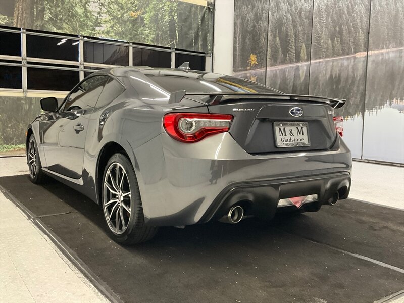 2020 Subaru BRZ Limited Coupe 6-Speed / Navigation / 15,000 MILES  / 1-OWNER LOCAL - Photo 8 - Gladstone, OR 97027