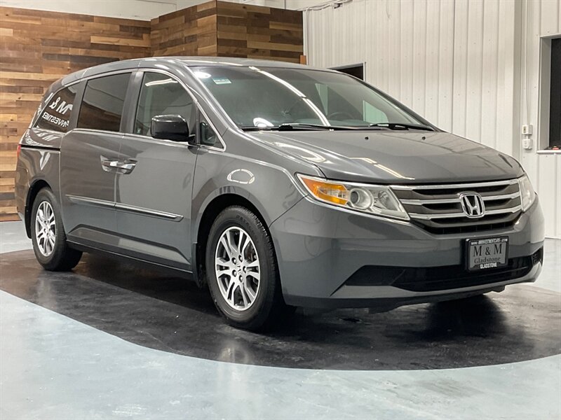 2012 Honda Odyssey EX-L Minivan / Leather heated seats / DVD Player   - Photo 66 - Gladstone, OR 97027