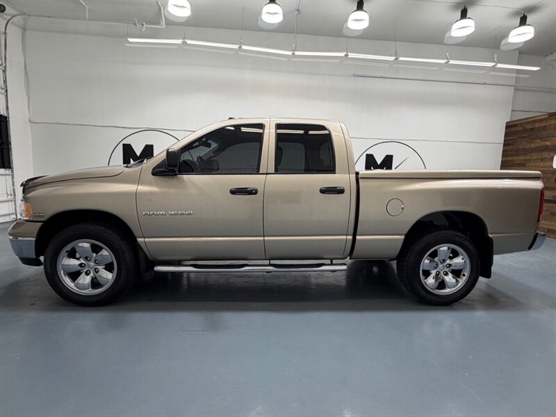 2005 Dodge Ram 1500 Laramie Crew Cab 4x4 / 1 OWNER / NEW TIRES / 121k / RUST FREE / LOCAL - Photo 3 - Gladstone, OR 97027