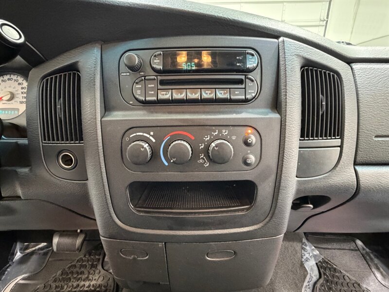 2005 Dodge Ram 1500 Laramie Crew Cab 4x4 / 1 OWNER / NEW TIRES / 121k / RUST FREE / LOCAL - Photo 21 - Gladstone, OR 97027
