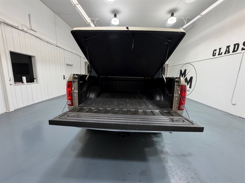 2005 Dodge Ram 1500 Laramie Crew Cab 4x4 / 1 OWNER / NEW TIRES / 121k / RUST FREE / LOCAL - Photo 45 - Gladstone, OR 97027