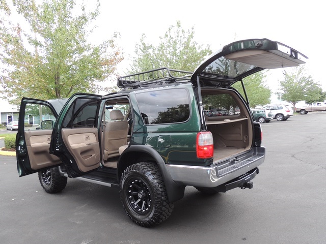 1999 Toyota 4Runner SR5 / 4X4 / 3.4L 6Cyl / LIFTED LIFTED   - Photo 27 - Portland, OR 97217