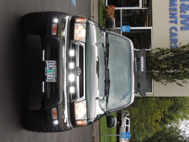 1999 Toyota 4Runner SR5 / 4X4 / 3.4L 6Cyl / LIFTED LIFTED   - Photo 48 - Portland, OR 97217