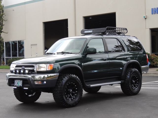 1999 Toyota 4Runner SR5 / 4X4 / 3.4L 6Cyl / LIFTED LIFTED   - Photo 57 - Portland, OR 97217