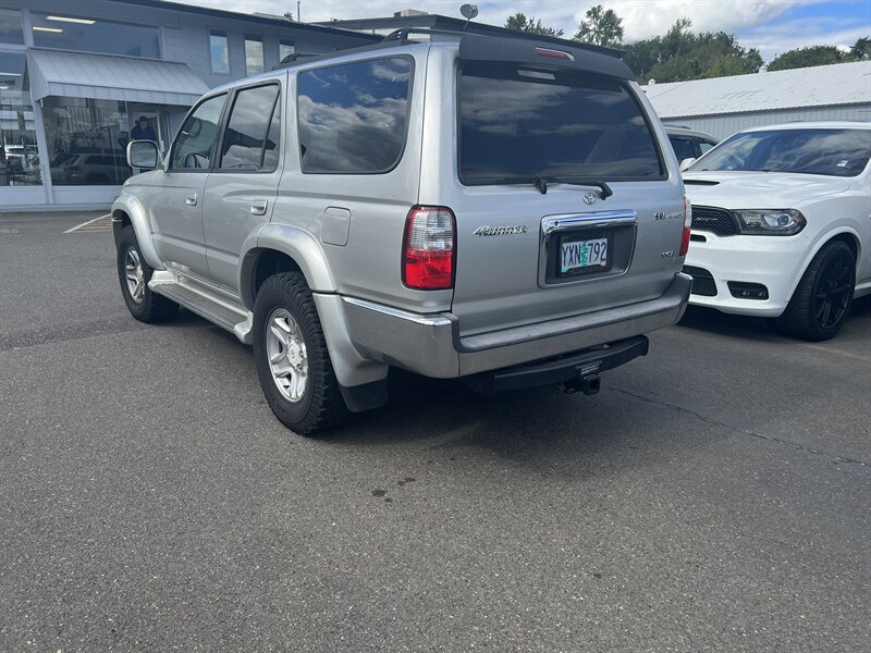 2002 Toyota 4Runner LIMITED  / FRESH TIMING BELT WATER BUMP SERVICE DONE - Photo 1 - Gladstone, OR 97027