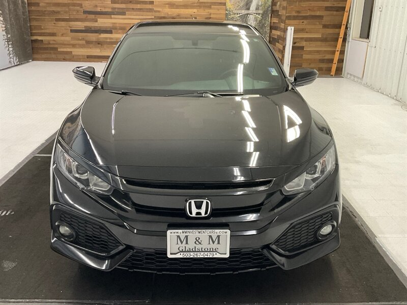 2017 Honda Civic Sport Hatchback / 1.5L 4Cyl TURBO / 53,000 MILES  / LOCAL CAR / Backup Camera / SPORT HATCHBACK / TURBO - Photo 5 - Gladstone, OR 97027