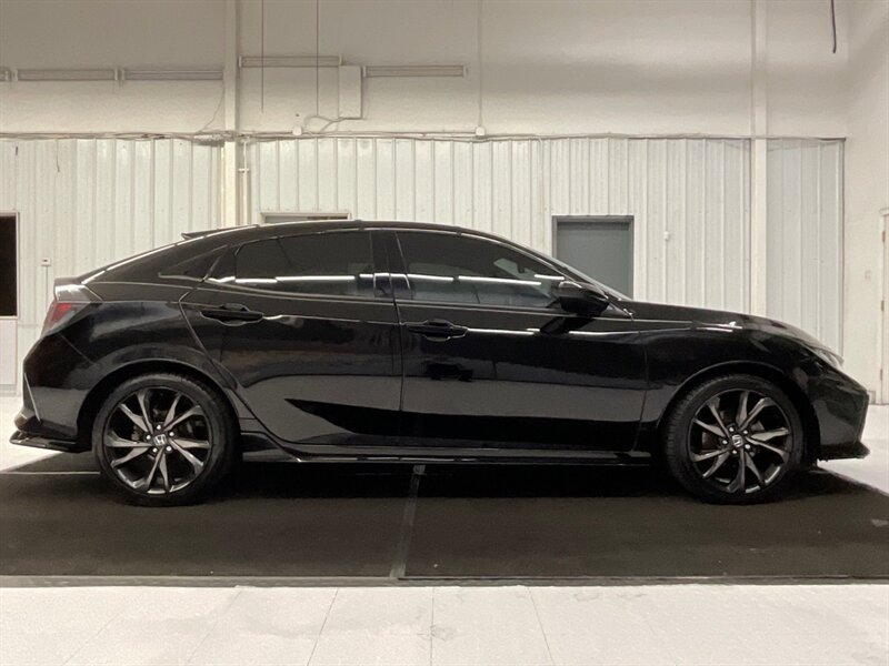 2017 Honda Civic Sport Hatchback / 1.5L 4Cyl TURBO / 53,000 MILES  / LOCAL CAR / Backup Camera / SPORT HATCHBACK / TURBO - Photo 4 - Gladstone, OR 97027