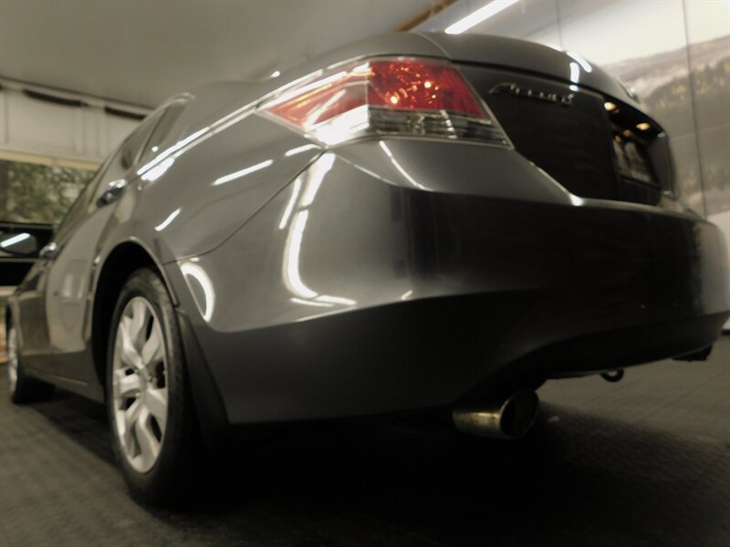 2010 Honda Accord EX-L V6 3.5L / Leath   - Photo 11 - Gladstone, OR 97027