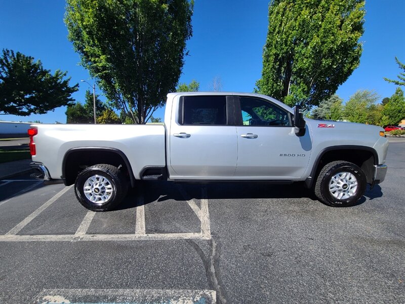 2020 Chevrolet Silverado 2500 CREW CAB Z71 4X4 ALLISON / 6.6L DURAMAX  DIESEL  / LEATHER / FULLY LOADED / NO RUST / IMMACULATE - Photo 4 - Portland, OR 97217