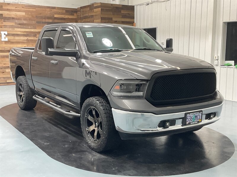 2019 RAM 1500 Tradesman Crew Cab 4X4 / 3.6L V6 / 87,000 MILES  / LOCAL NO RUST - Photo 2 - Gladstone, OR 97027