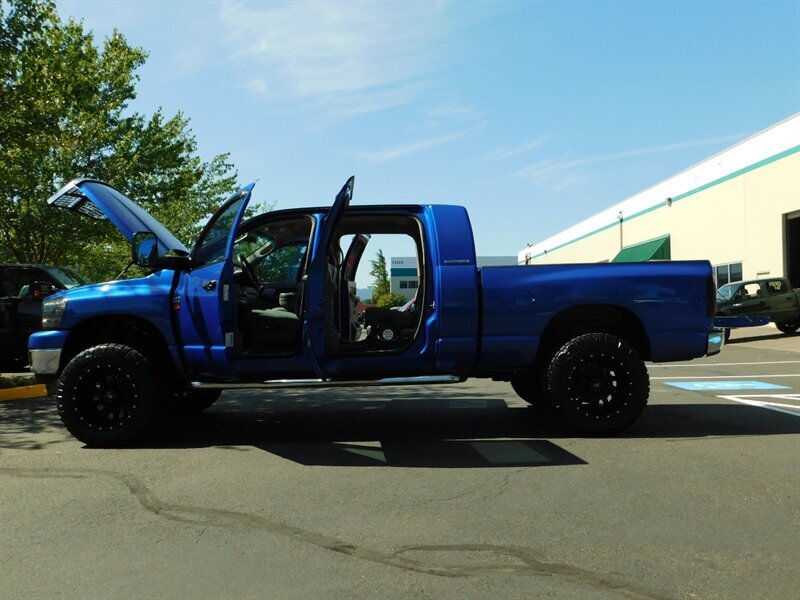 2007 Dodge Ram 3500 SLT 4X4 / MEGA CAB / 6-SPEED / 5.9L CUMMINS / LIFT   - Photo 30 - Portland, OR 97217