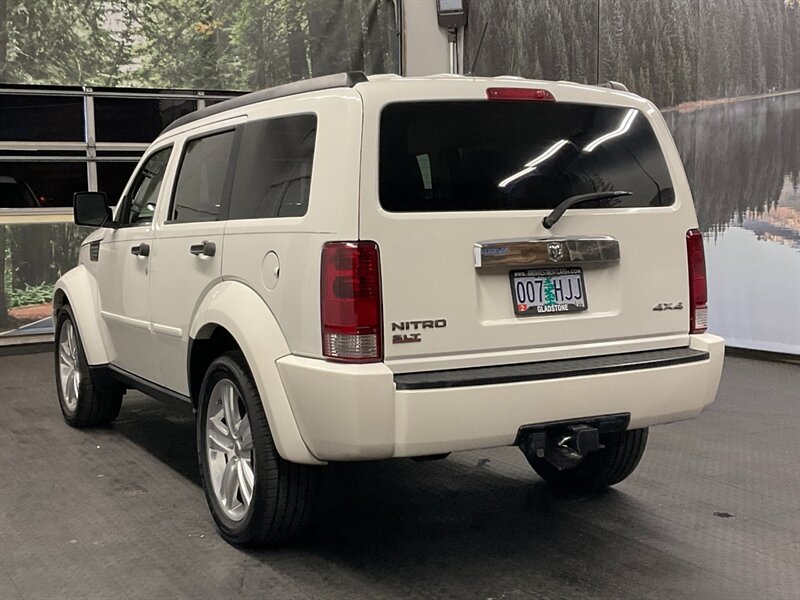 2008 Dodge Nitro SLT Sport Utility 4X   - Photo 8 - Gladstone, OR 97027