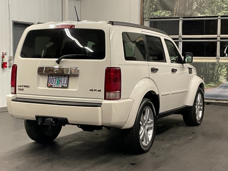 2008 Dodge Nitro SLT Sport Utility 4X   - Photo 7 - Gladstone, OR 97027