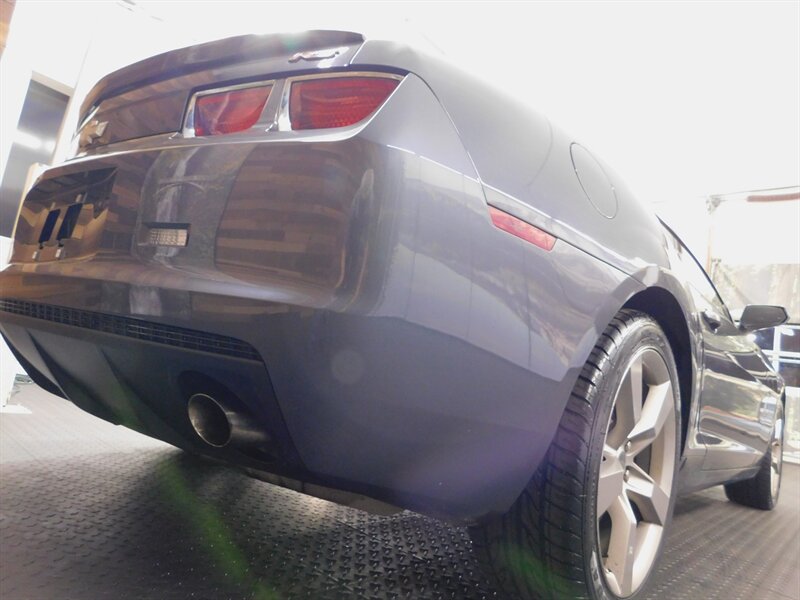 2010 Chevrolet Camaro LT Coupe 2DR / RS Pa   - Photo 11 - Gladstone, OR 97027