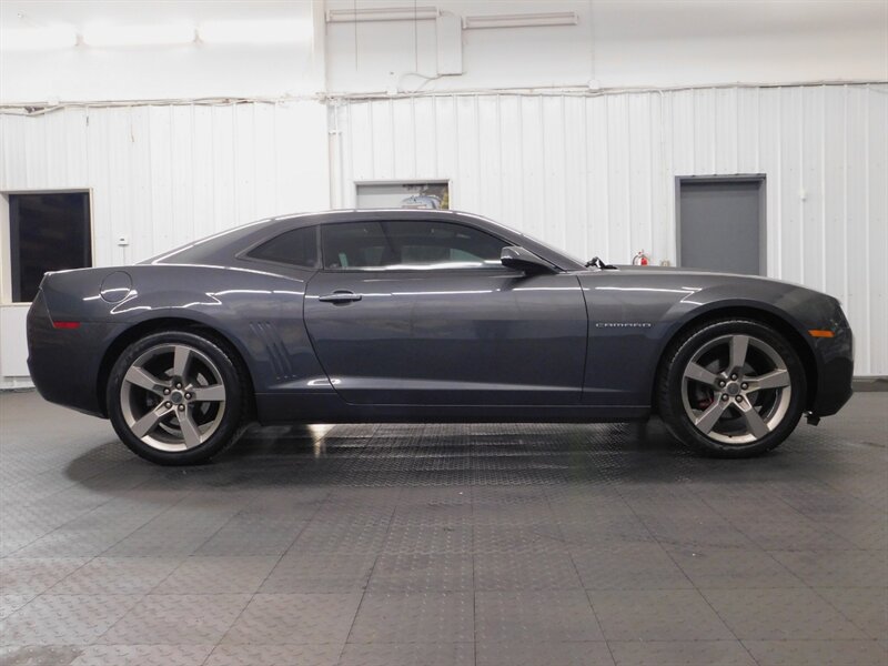 2010 Chevrolet Camaro LT Coupe 2DR / RS Pa   - Photo 4 - Gladstone, OR 97027