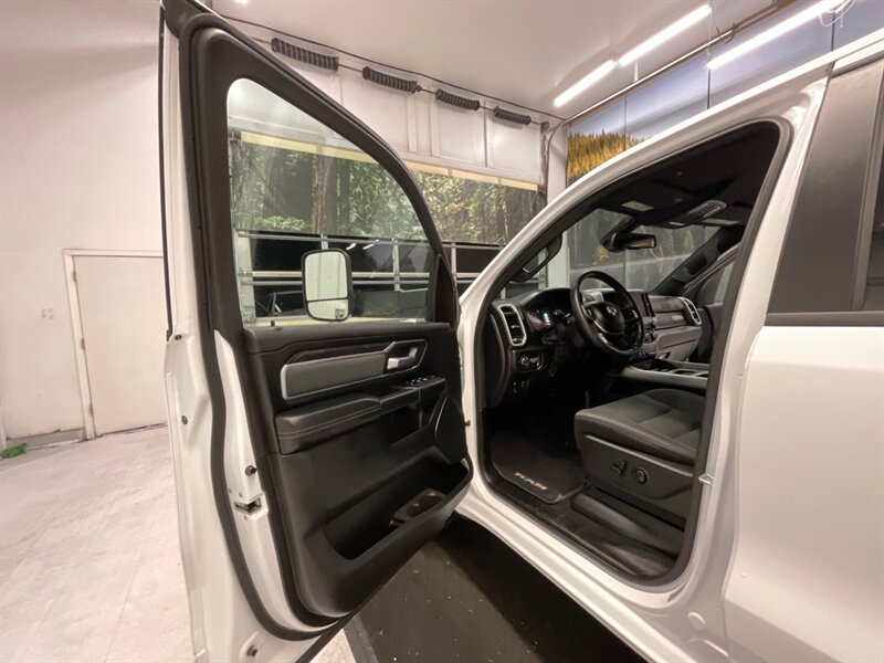 2019 RAM 1500 Big Horn Crew Cab 4X4 / 5.7L HEMI / 18,000 MILES  / 1-OWNER LOCAL - Photo 44 - Gladstone, OR 97027