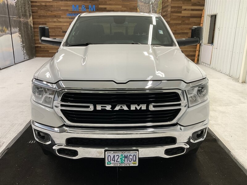 2019 RAM 1500 Big Horn Crew Cab 4X4 / 5.7L HEMI / 18,000 MILES  / 1-OWNER LOCAL - Photo 5 - Gladstone, OR 97027