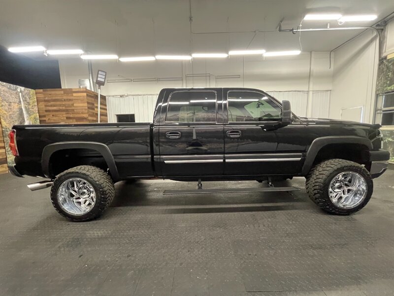 2005 Chevrolet Silverado 2500 LT Crew Cab 4X4 / 6.   - Photo 4 - Gladstone, OR 97027