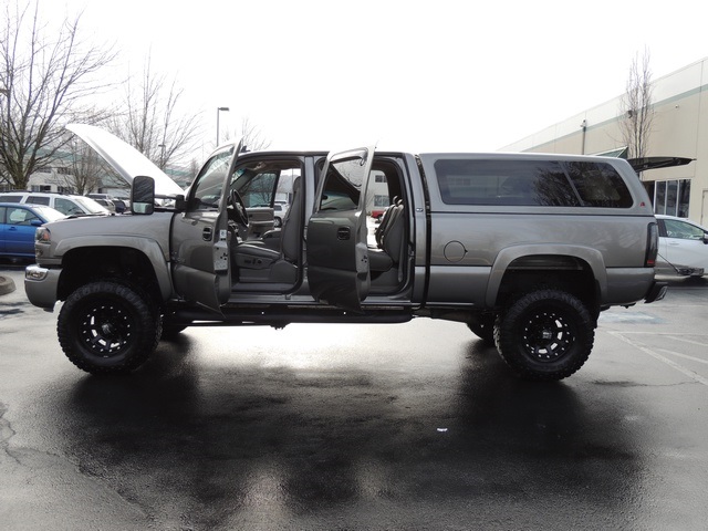 2007 GMC Sierra 2500HD Classic SLT / 4X4 / 6.6L Duramax Diesel / LBZ Engine   - Photo 26 - Portland, OR 97217