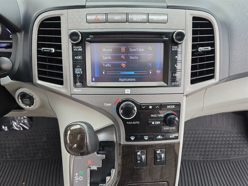 2013 Toyota Venza XLE AWD V6 CAM NAV / PANO ROOF / LEATHER / 1-OWNER  / ALL WHEEL DRIVE / FULLY LOADED - Photo 43 - Portland, OR 97217