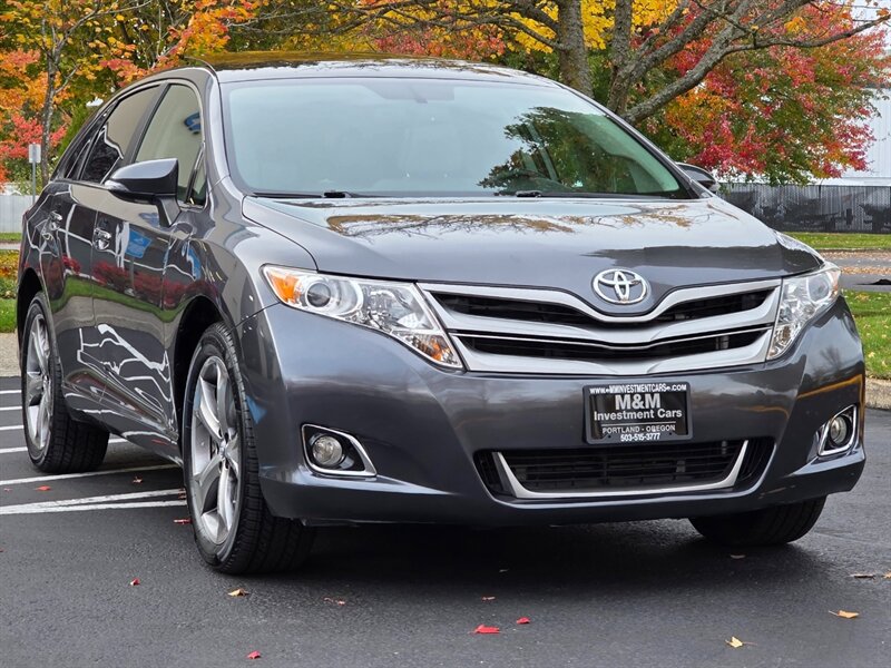 2013 Toyota Venza XLE AWD V6 CAM NAV / PANO ROOF / LEATHER / 1-OWNER  / ALL WHEEL DRIVE / FULLY LOADED - Photo 2 - Portland, OR 97217