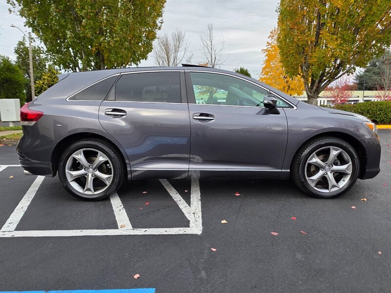 2013 Toyota Venza XLE AWD V6 CAM NAV / PANO ROOF / LEATHER / 1-OWNER  / ALL WHEEL DRIVE / FULLY LOADED - Photo 4 - Portland, OR 97217