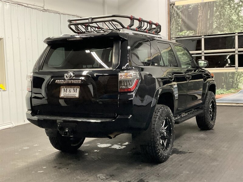 2018 Toyota 4Runner SR5 4X4 / 1-OWNER / NEW LIFT WHEELS & TIRES  1-OWNER LOCAL OREGON SUV / NEW LIFT / ONLY 33,000 MILES - Photo 7 - Gladstone, OR 97027