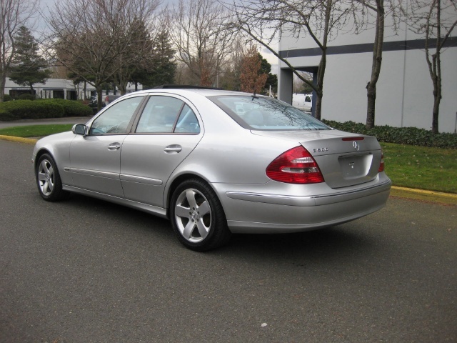 2003 Mercedes-Benz E500   - Photo 4 - Portland, OR 97217