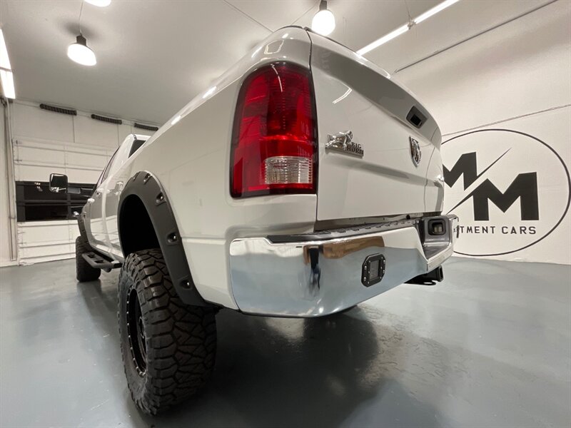 2012 RAM 2500 Big Horn Crew Cab 4X4/ 6.7L DIESEL /6-SPEED MANUAL  / LONG BED / LIFTED w.35 " RIDGE GRAPPER TIRES & 18 " WHEELS / ZERO RUST - Photo 55 - Gladstone, OR 97027