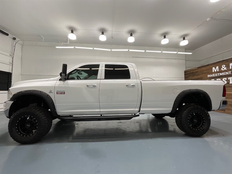 2012 RAM 2500 Big Horn Crew Cab 4X4/ 6.7L DIESEL /6-SPEED MANUAL  / LONG BED / LIFTED w.35 " RIDGE GRAPPER TIRES & 18 " WHEELS / ZERO RUST - Photo 3 - Gladstone, OR 97027