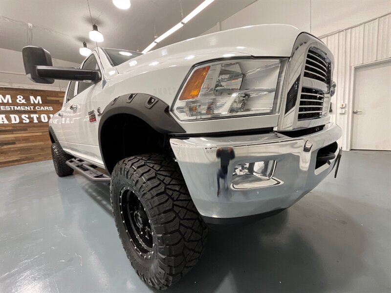 2012 RAM 2500 Big Horn Crew Cab 4X4/ 6.7L DIESEL /6-SPEED MANUAL  / LONG BED / LIFTED w.35 " RIDGE GRAPPER TIRES & 18 " WHEELS / ZERO RUST - Photo 53 - Gladstone, OR 97027