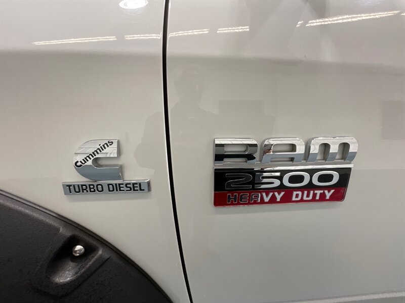 2012 RAM 2500 Big Horn Crew Cab 4X4/ 6.7L DIESEL /6-SPEED MANUAL  / LONG BED / LIFTED w.35 " RIDGE GRAPPER TIRES & 18 " WHEELS / ZERO RUST - Photo 45 - Gladstone, OR 97027
