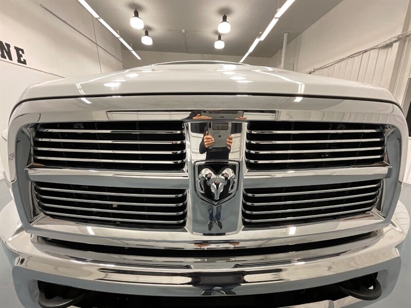 2012 RAM 2500 Big Horn Crew Cab 4X4/ 6.7L DIESEL /6-SPEED MANUAL  / LONG BED / LIFTED w.35 " RIDGE GRAPPER TIRES & 18 " WHEELS / ZERO RUST - Photo 30 - Gladstone, OR 97027