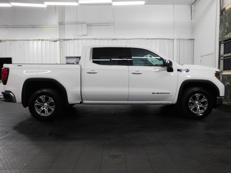 2020 GMC Sierra 1500 SLE 4X4 / Preferred   - Photo 4 - Gladstone, OR 97027